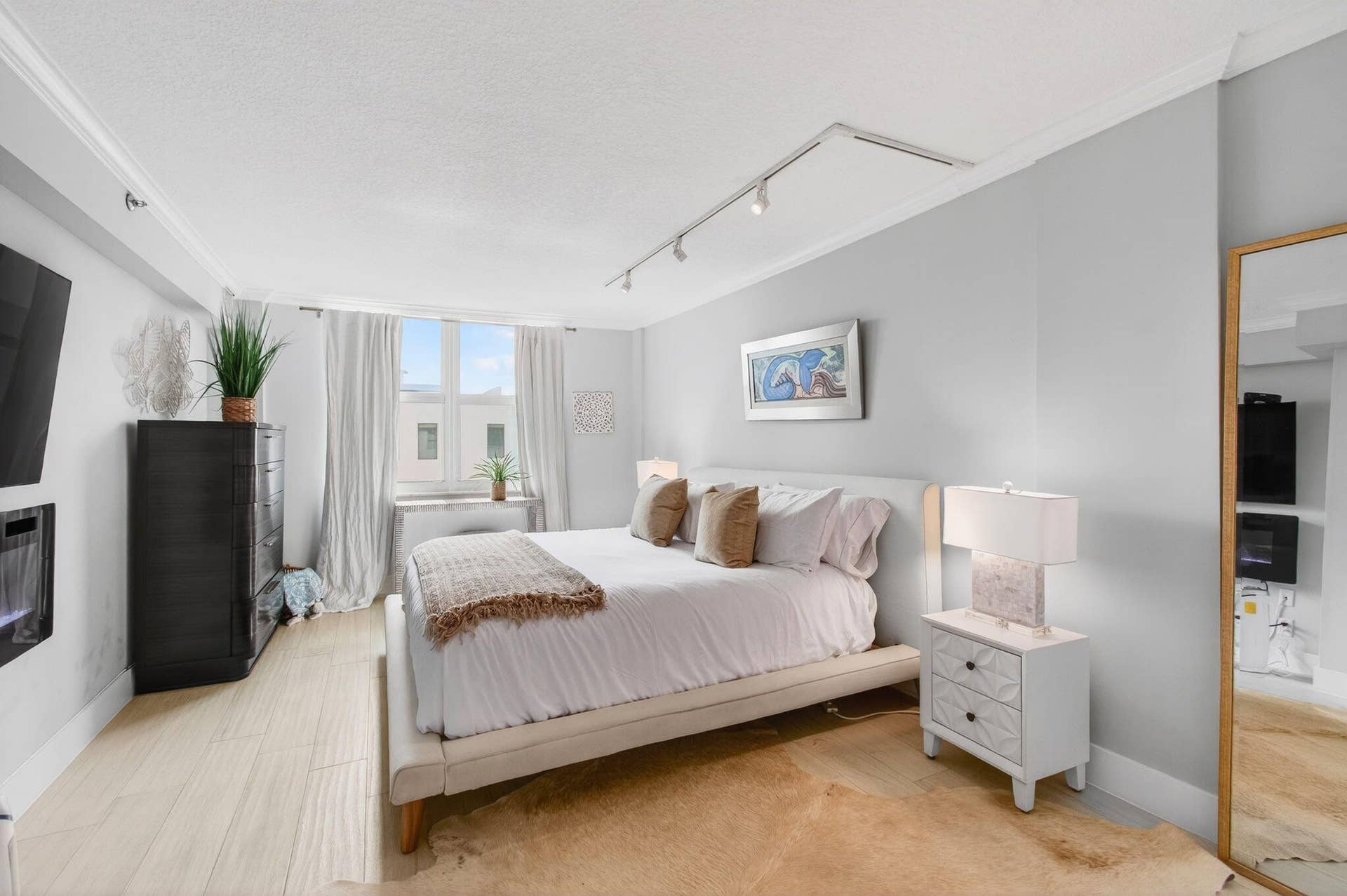 4511 S Ocean Boulevard, #403, Highland Beach, FL 33487 MASTER BEDROOM WITH OCEAN VIEWS