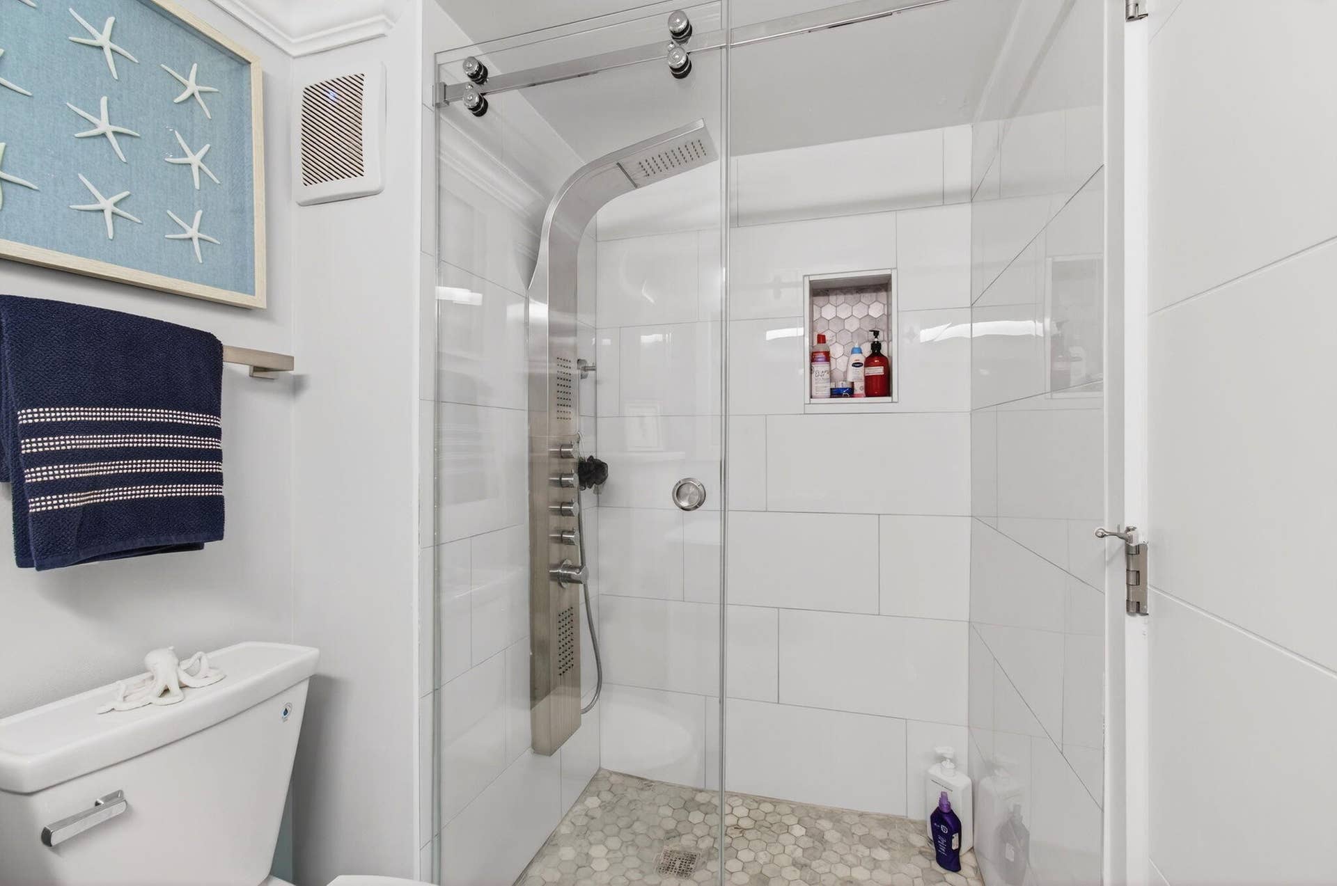 4511 S Ocean Boulevard, #403, Highland Beach, FL 33487 UPDATED MODERN GUEST BATH