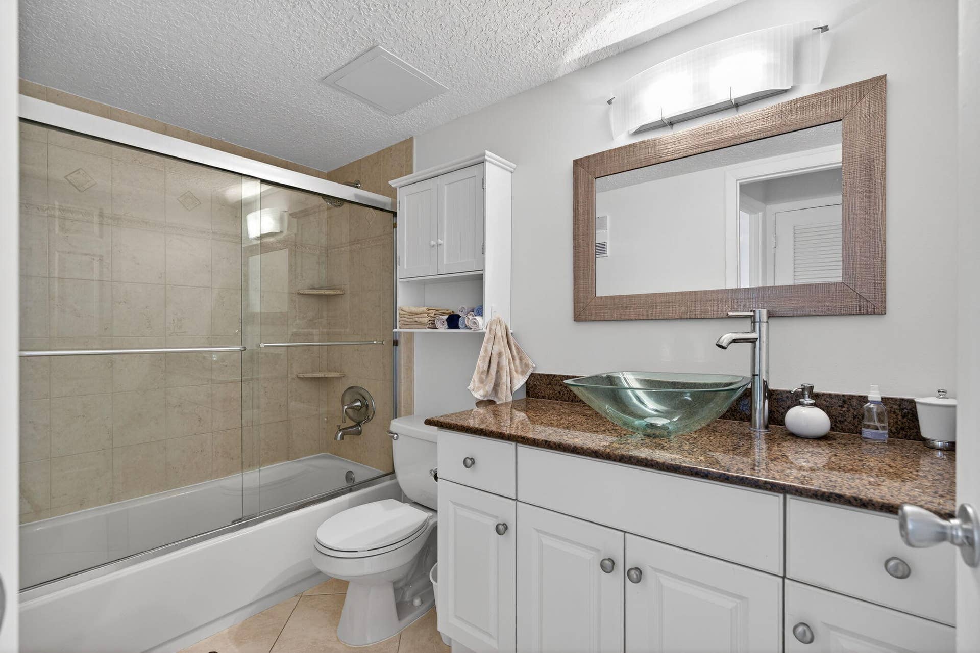 109 Paradise Harbour Boulevard, #409, North Palm Beach, FL 33408 109 Paradise Harbour Boulevard, #409, North Palm Beach, FL 33408