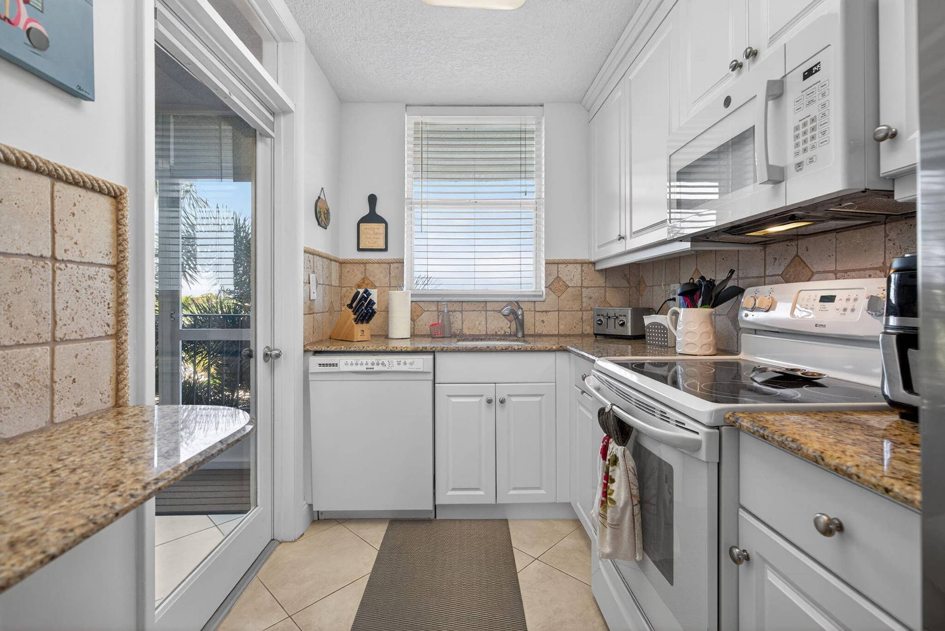 109 Paradise Harbour Boulevard, #409, North Palm Beach, FL 33408 109 Paradise Harbour Boulevard, #409, North Palm Beach, FL 33408