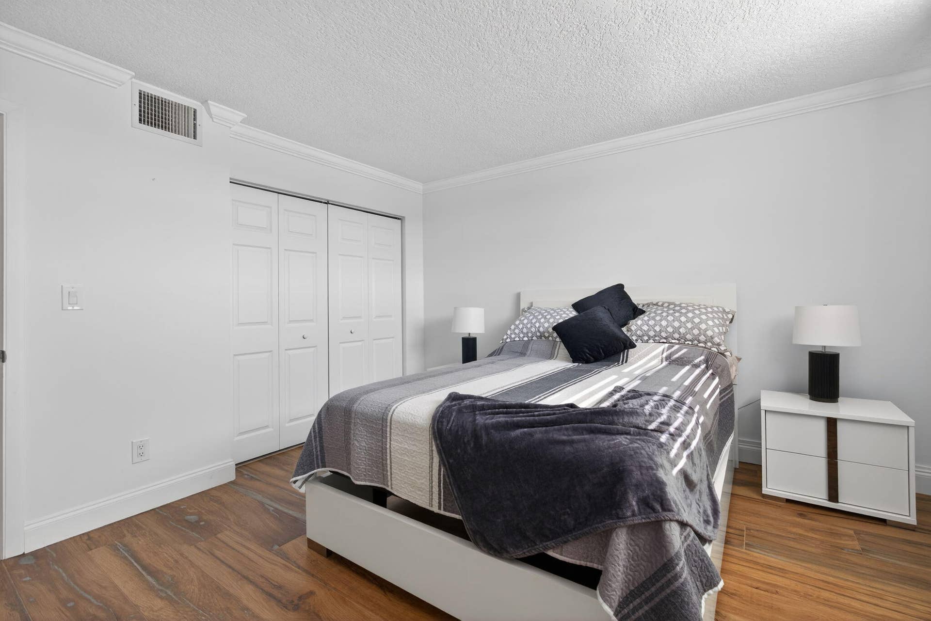 109 Paradise Harbour Boulevard, #409, North Palm Beach, FL 33408 109 Paradise Harbour Boulevard, #409, North Palm Beach, FL 33408