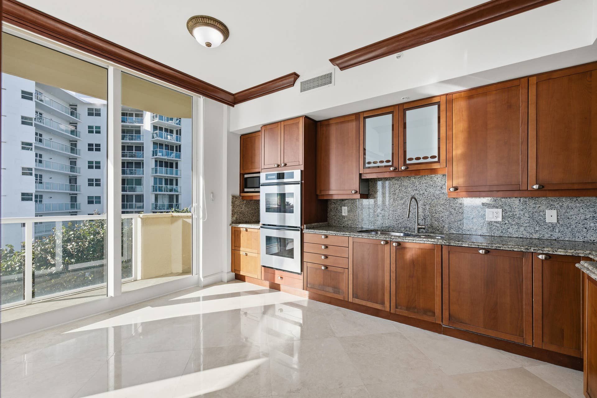 1063 Hillsboro Mile, #301, Hillsboro Beach, FL 33062 DSC_4689