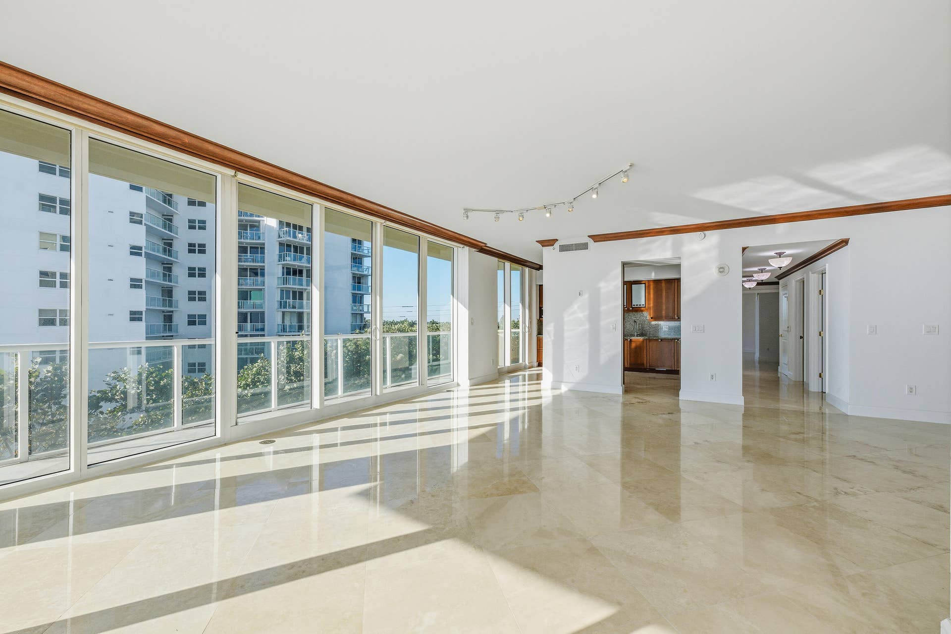 1063 Hillsboro Mile, #301, Hillsboro Beach, FL 33062 DSC_4674-Edit
