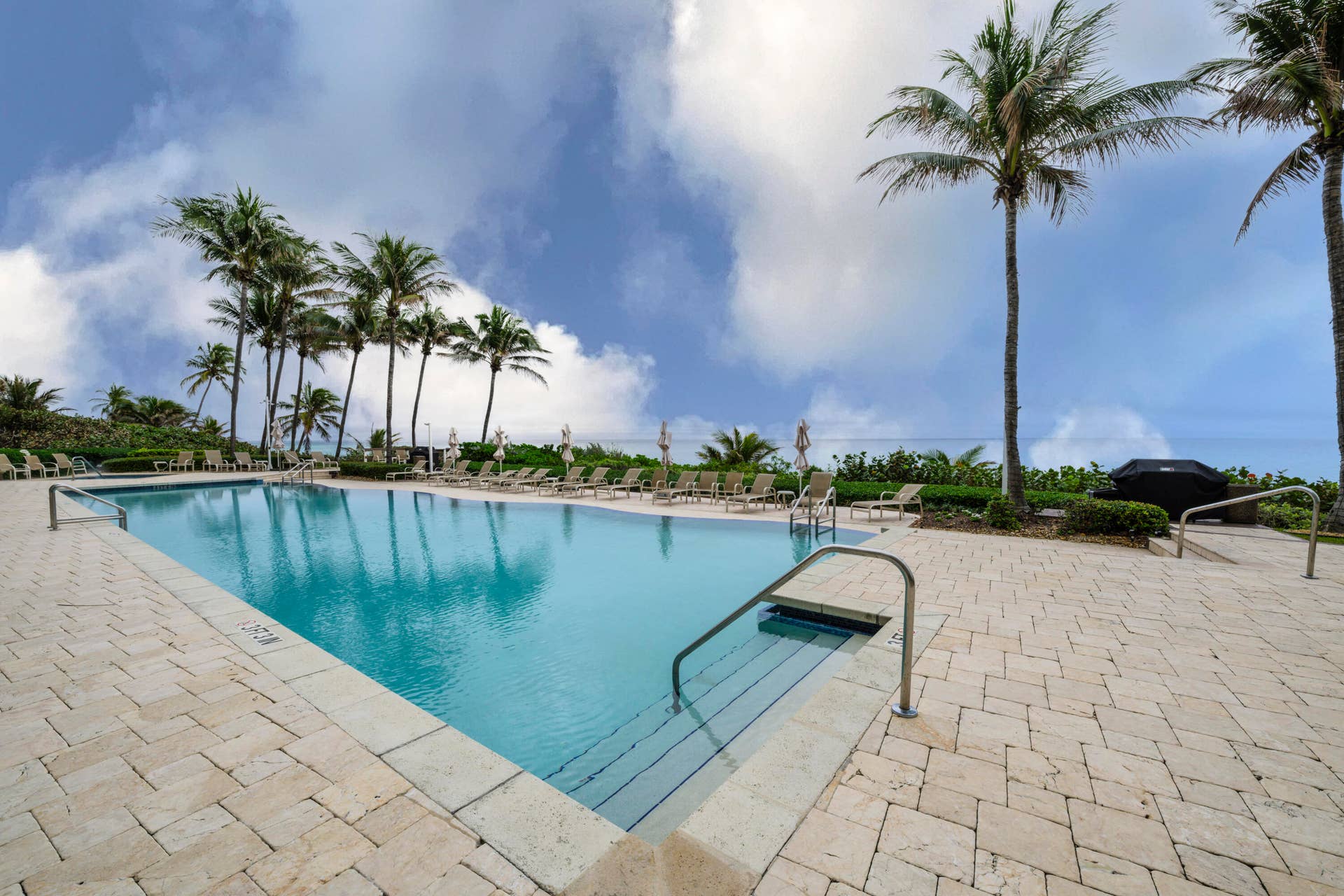 1063 Hillsboro Mile, #301, Hillsboro Beach, FL 33062 DSC_1596