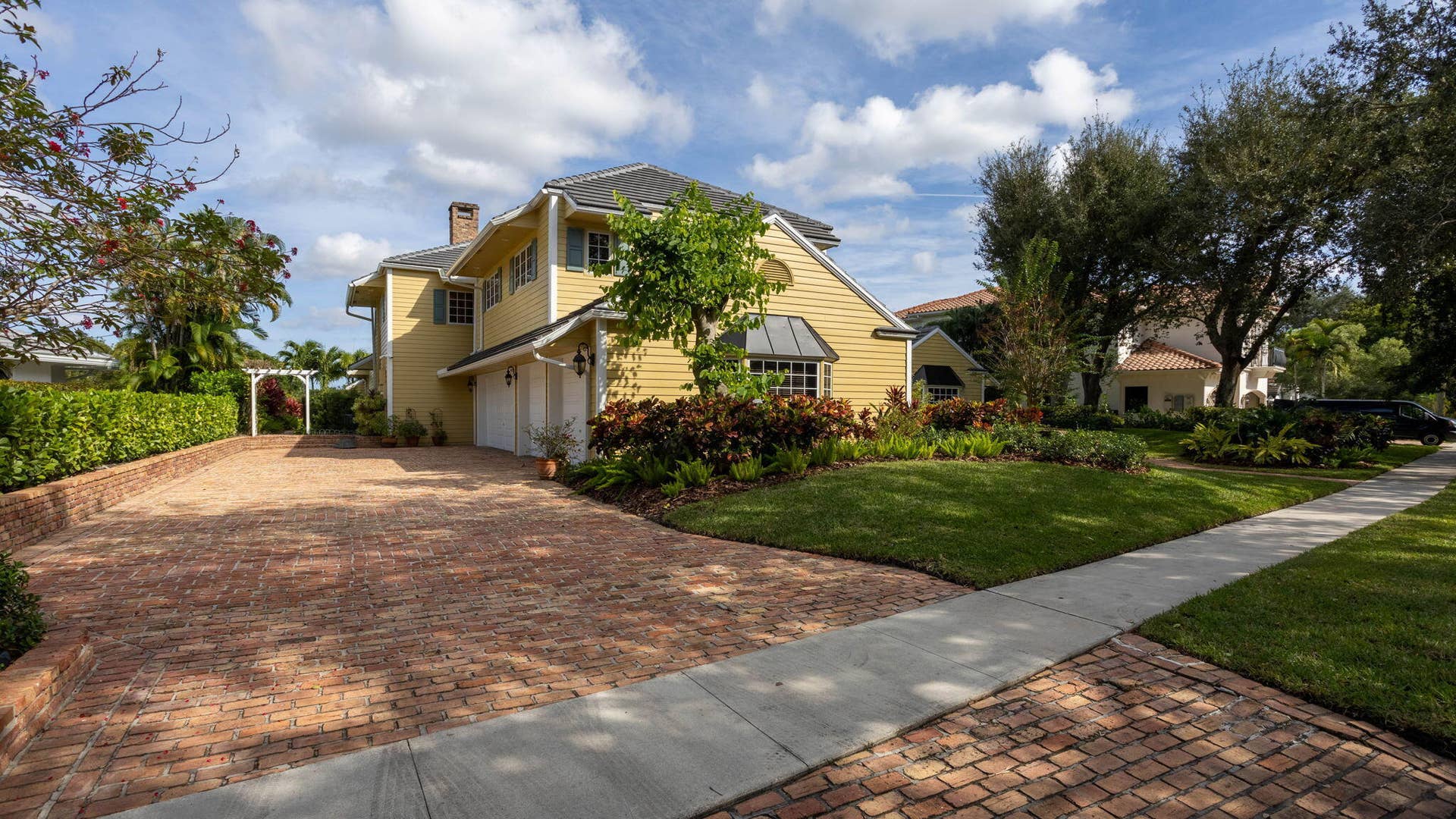 2883 Banyan Boulevard Circle NW, Boca Raton, FL 33431 Beautiful Chicago brick