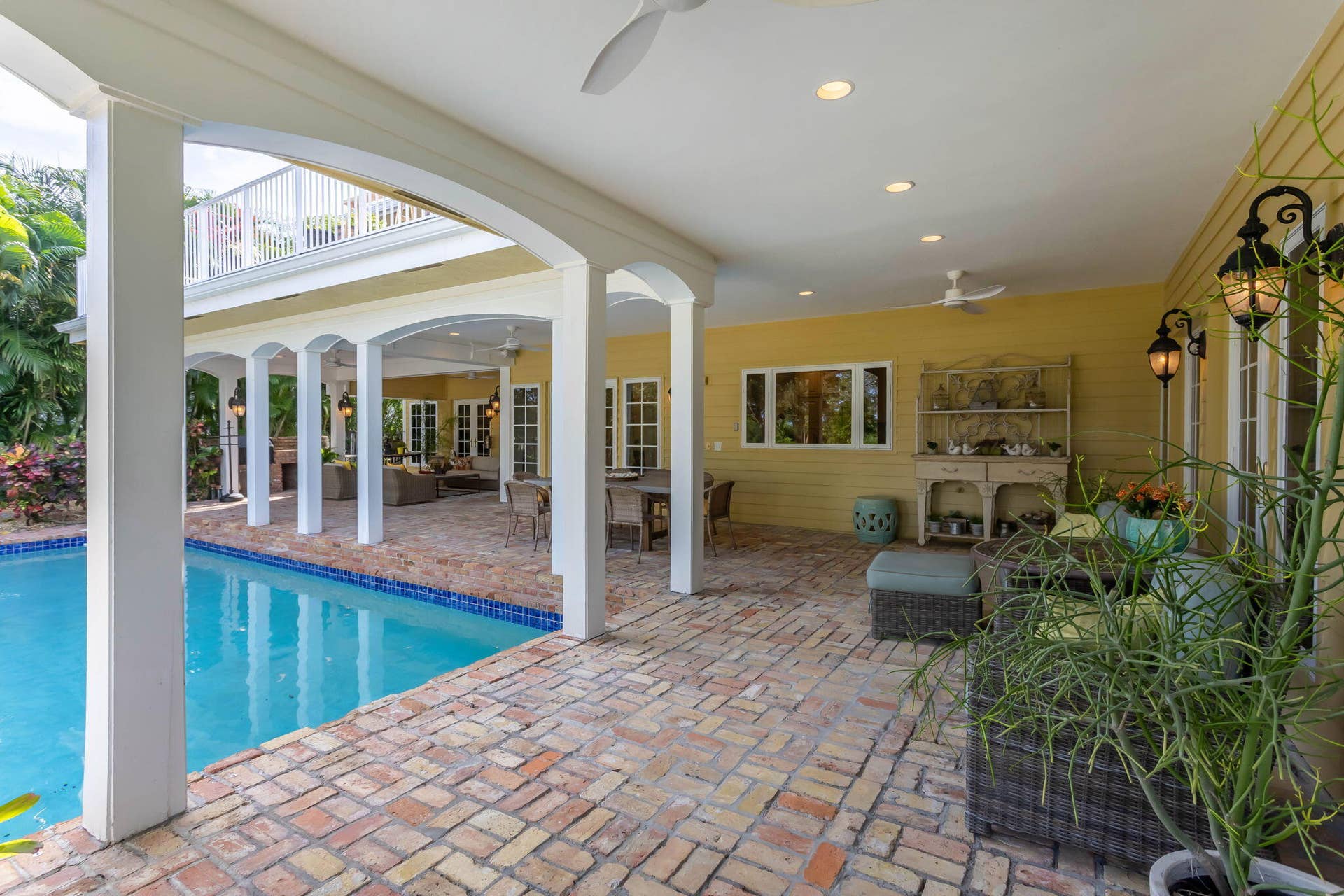 2883 Banyan Boulevard Circle NW, Boca Raton, FL 33431 Oversized lanai