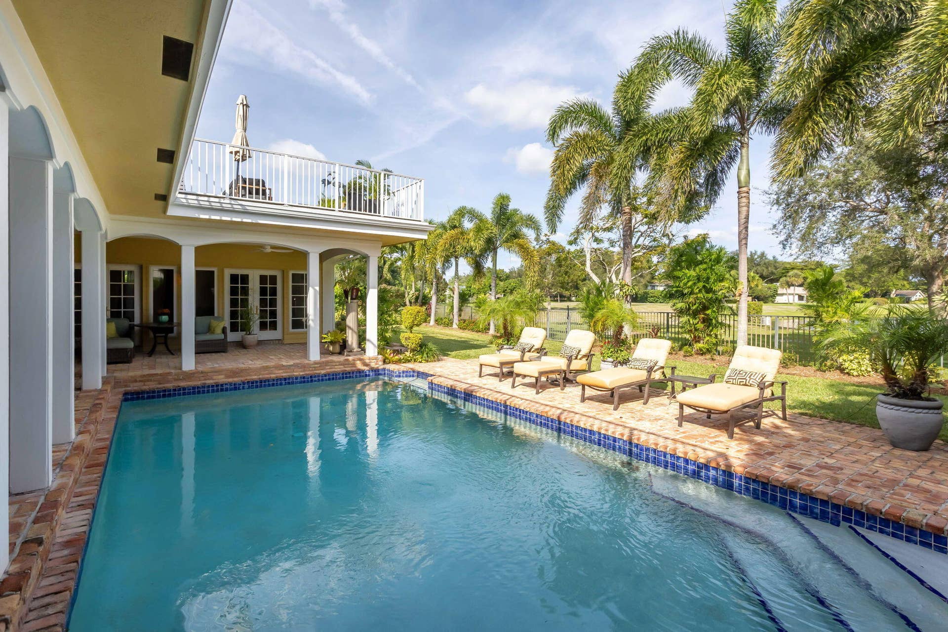 2883 Banyan Boulevard Circle NW, Boca Raton, FL 33431 Pool with lounge area