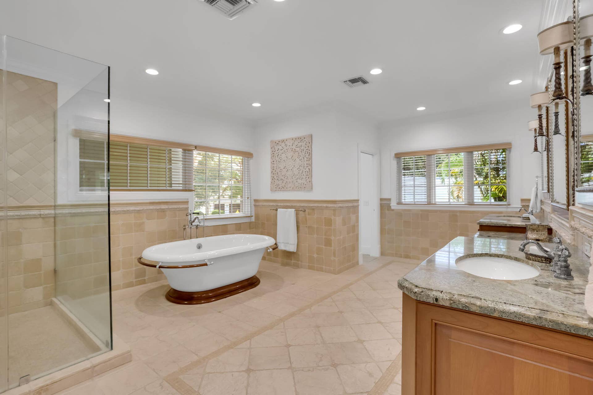 2883 Banyan Boulevard Circle NW, Boca Raton, FL 33431 Feels like a spa!