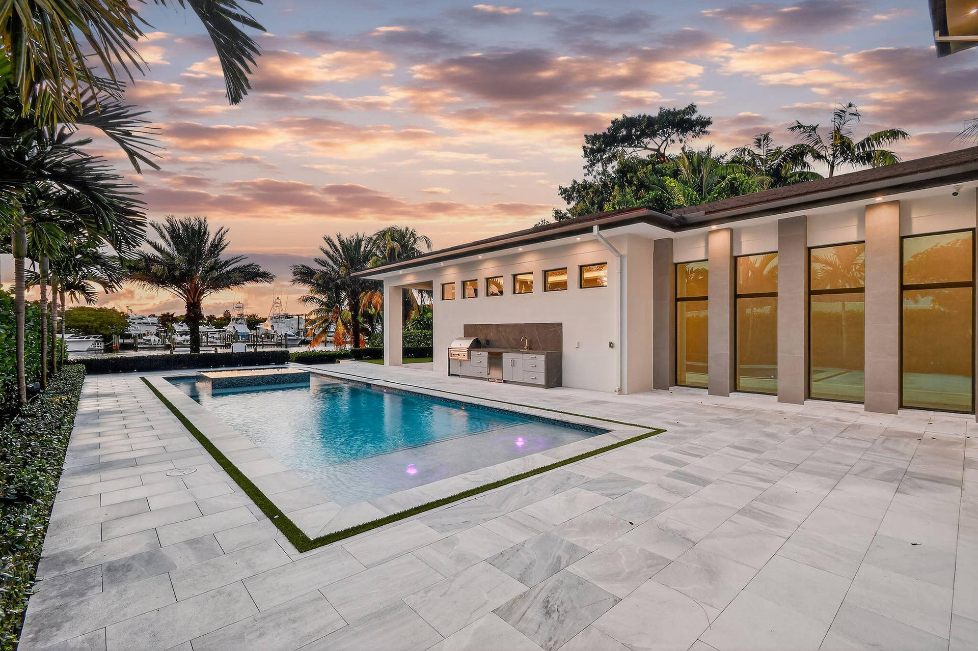 2085 Vitex Lane, North Palm Beach, FL 33408 2085VitexLn-Twilights(25)
