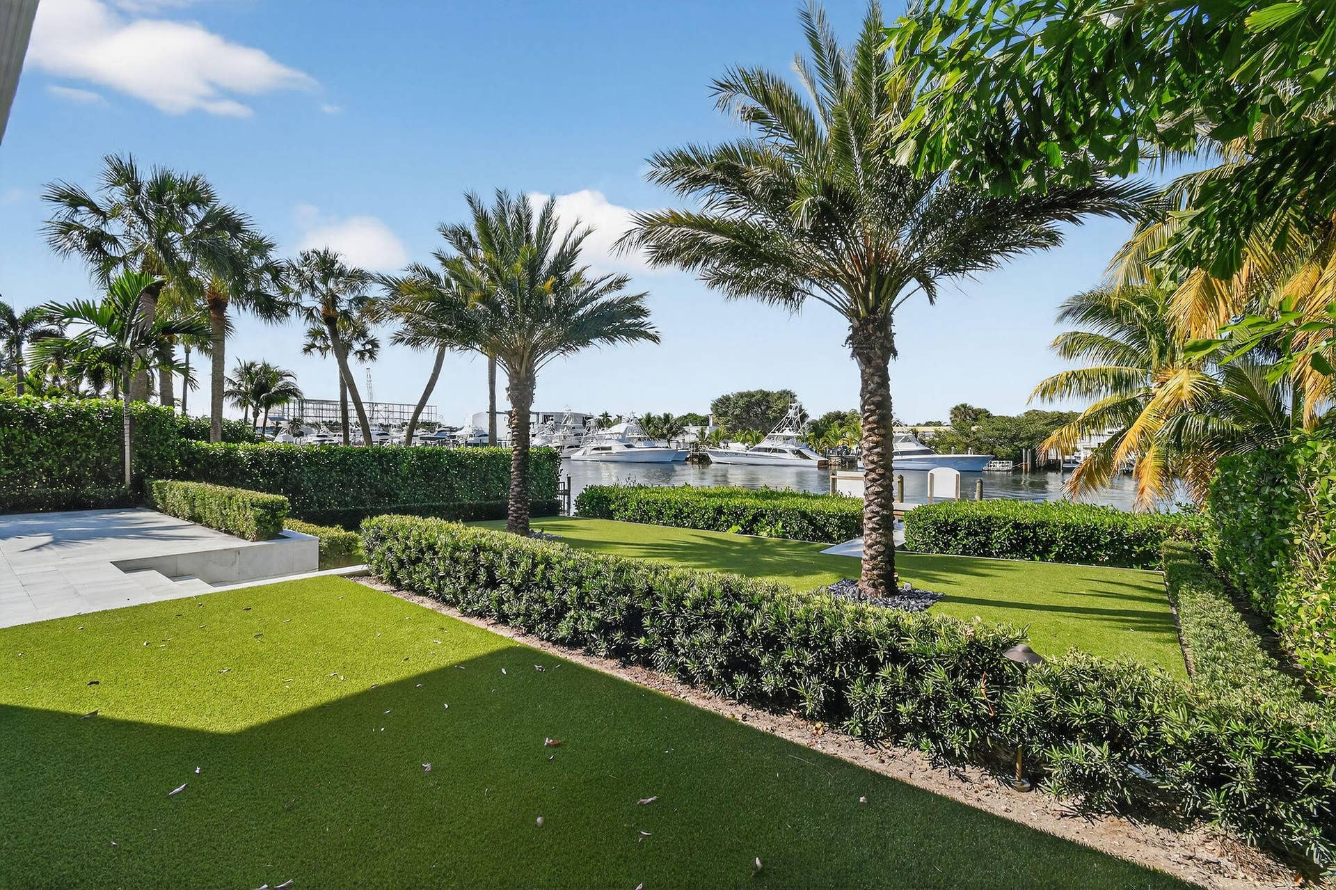 2085 Vitex Lane, North Palm Beach, FL 33408 2085VitexLn-RearExterior(6)
