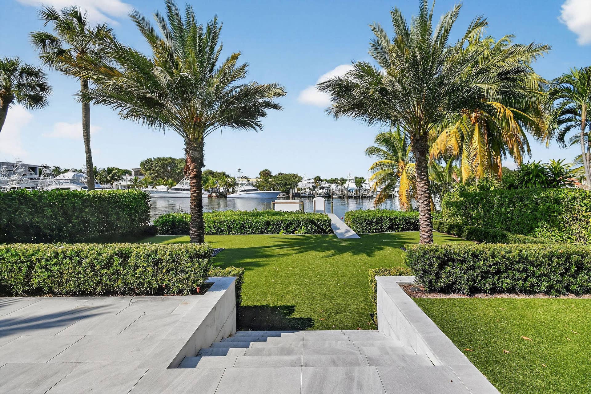 2085 Vitex Lane, North Palm Beach, FL 33408 2085VitexLn-RearExterior(7)
