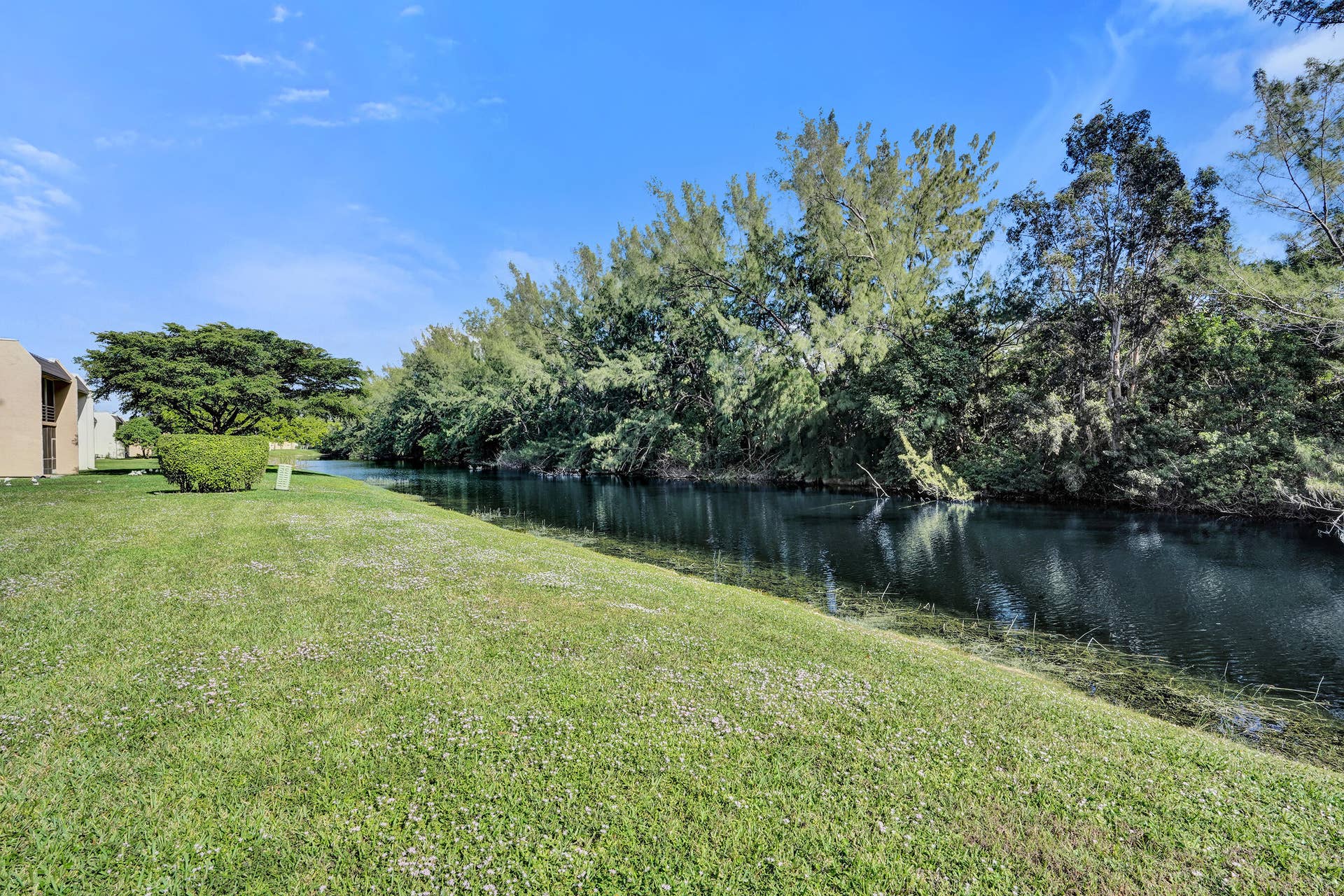 140 Lake Meryl Drive, #140, West Palm Beach, FL 33411 DSC07283