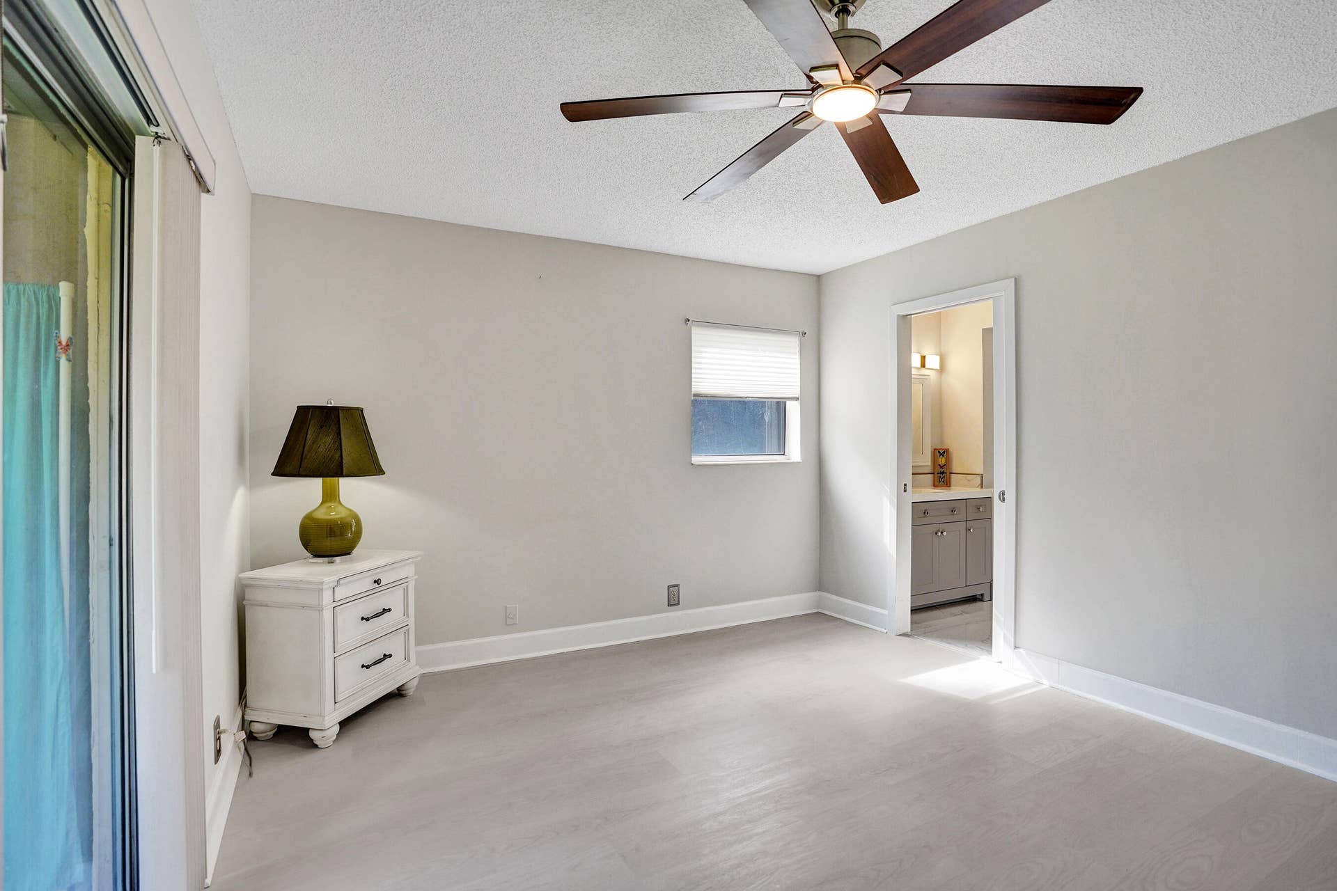 140 Lake Meryl Drive, #140, West Palm Beach, FL 33411 DSC07232