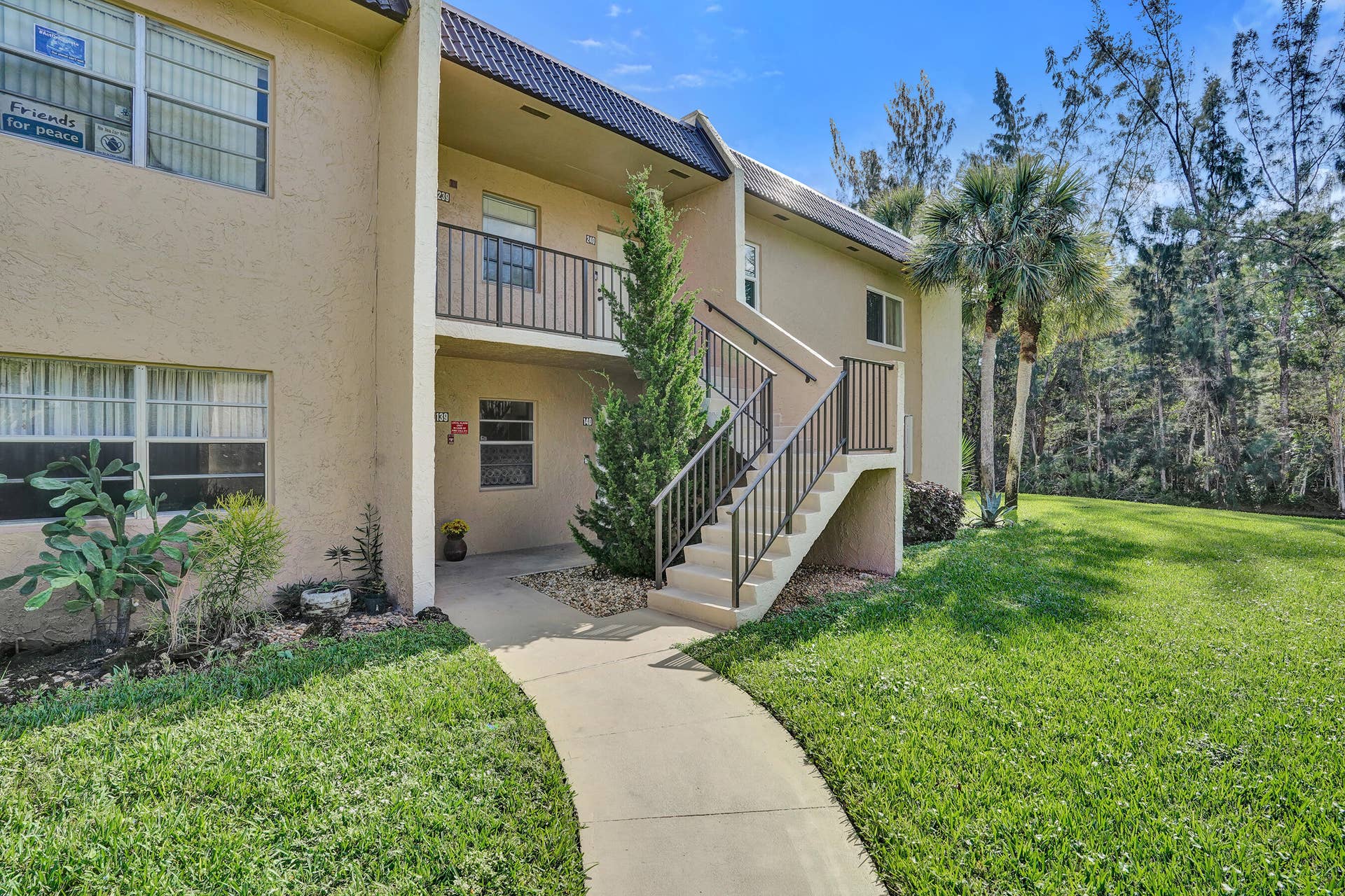 140 Lake Meryl Drive, #140, West Palm Beach, FL 33411 DSC07307