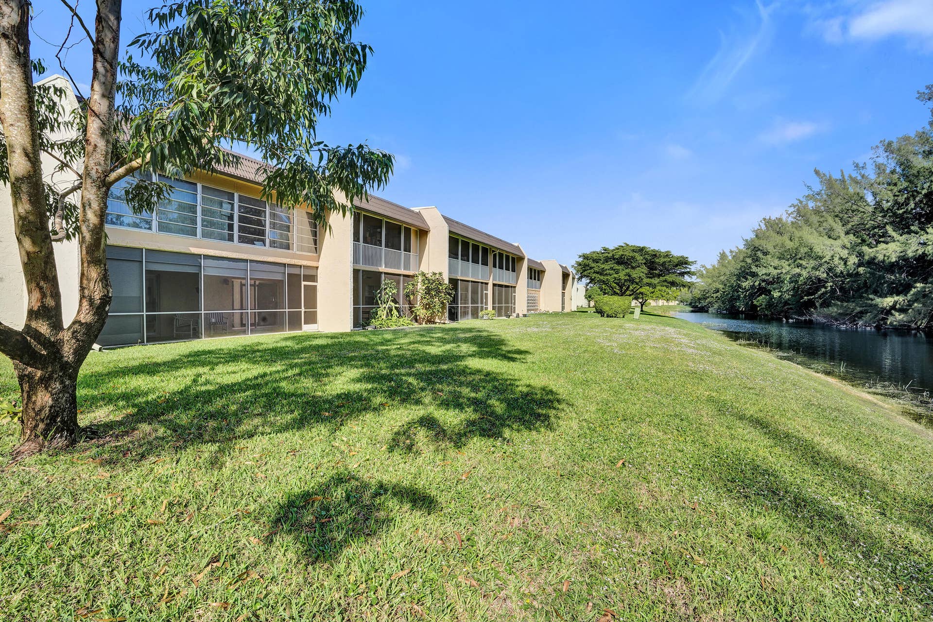 140 Lake Meryl Drive, #140, West Palm Beach, FL 33411 DSC07292