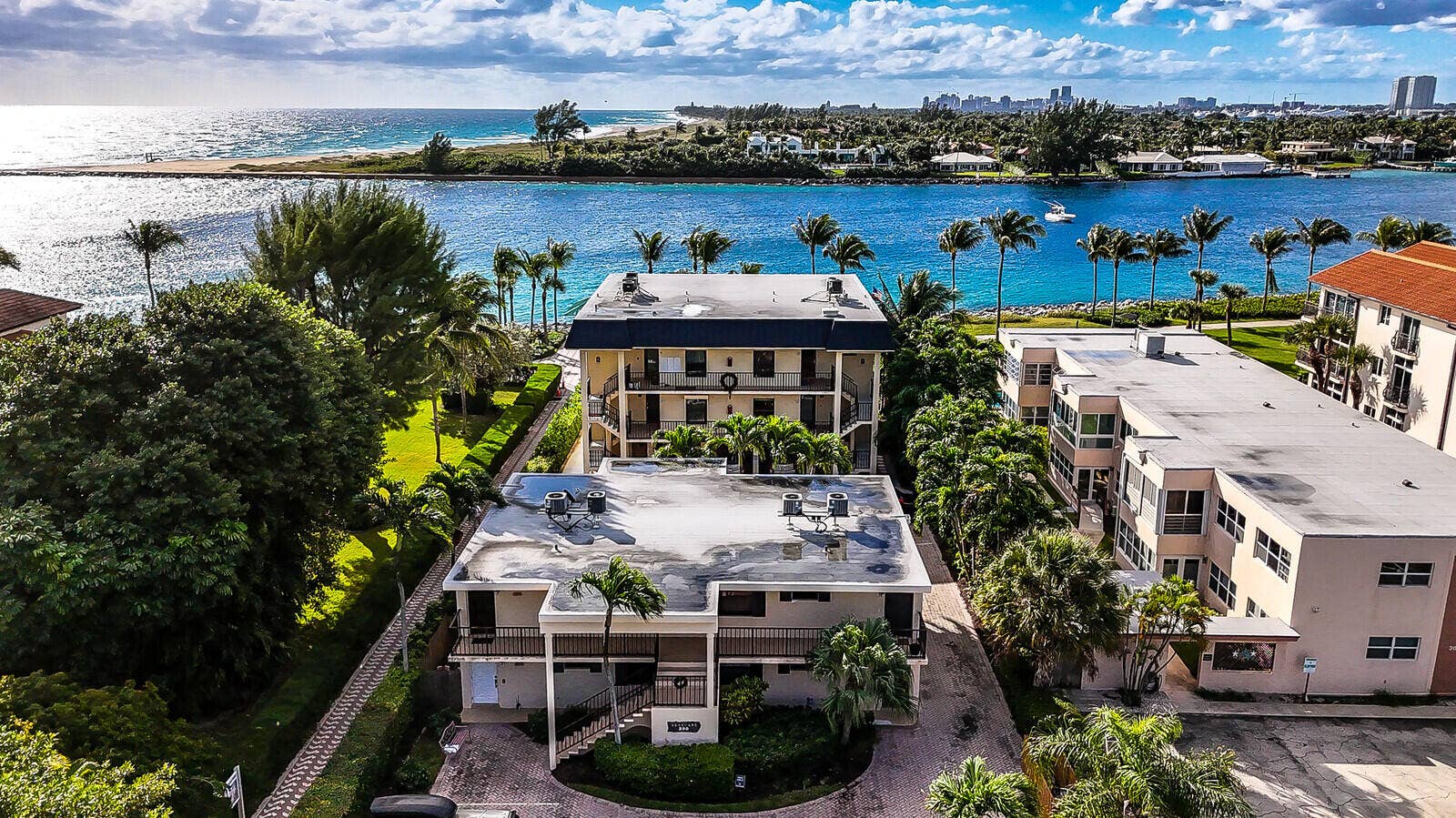 22_Aerial01_mls