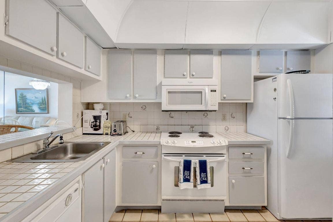 105 Paradise Harbour Boulevard, #307, North Palm Beach, FL 33408 105 Paradise Harbour Boulevard, #307, North Palm Beach, FL 33408