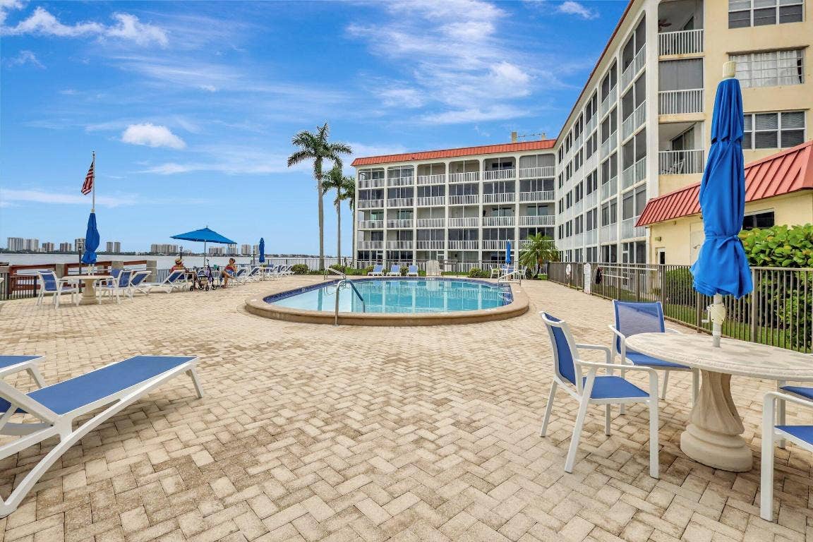 105 Paradise Harbour Boulevard, #307, North Palm Beach, FL 33408 105 Paradise Harbour Boulevard, #307, North Palm Beach, FL 33408