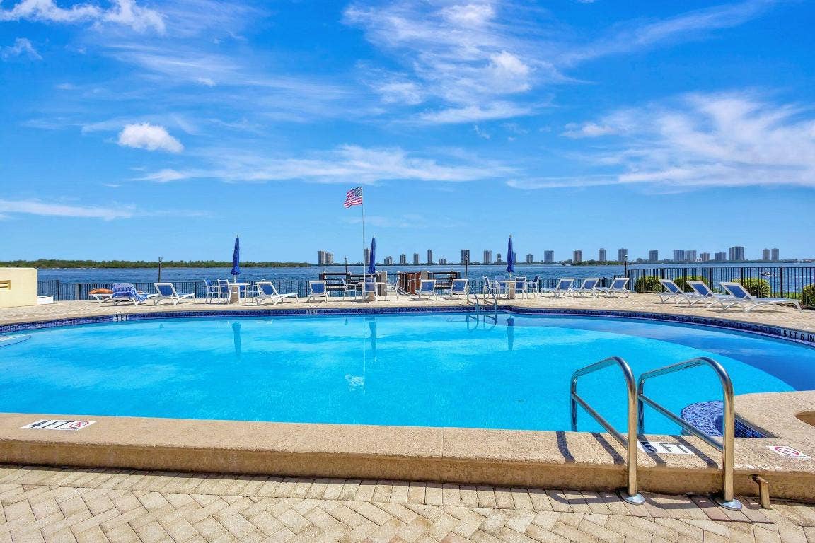 105 Paradise Harbour Boulevard, #307, North Palm Beach, FL 33408 105 Paradise Harbour Boulevard, #307, North Palm Beach, FL 33408