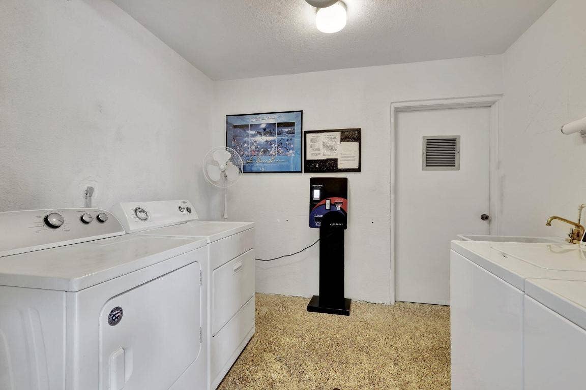 105 Paradise Harbour Boulevard, #307, North Palm Beach, FL 33408 105 Paradise Harbour Boulevard, #307, North Palm Beach, FL 33408
