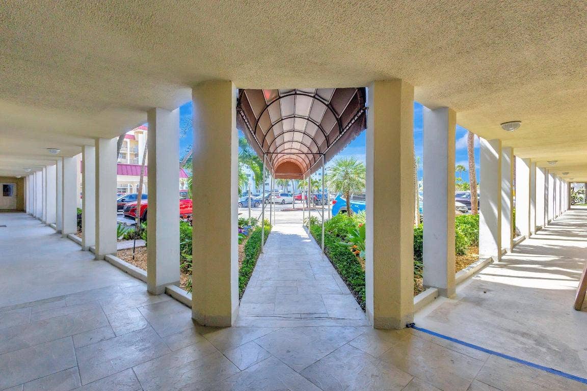 105 Paradise Harbour Boulevard, #307, North Palm Beach, FL 33408 105 Paradise Harbour Boulevard, #307, North Palm Beach, FL 33408