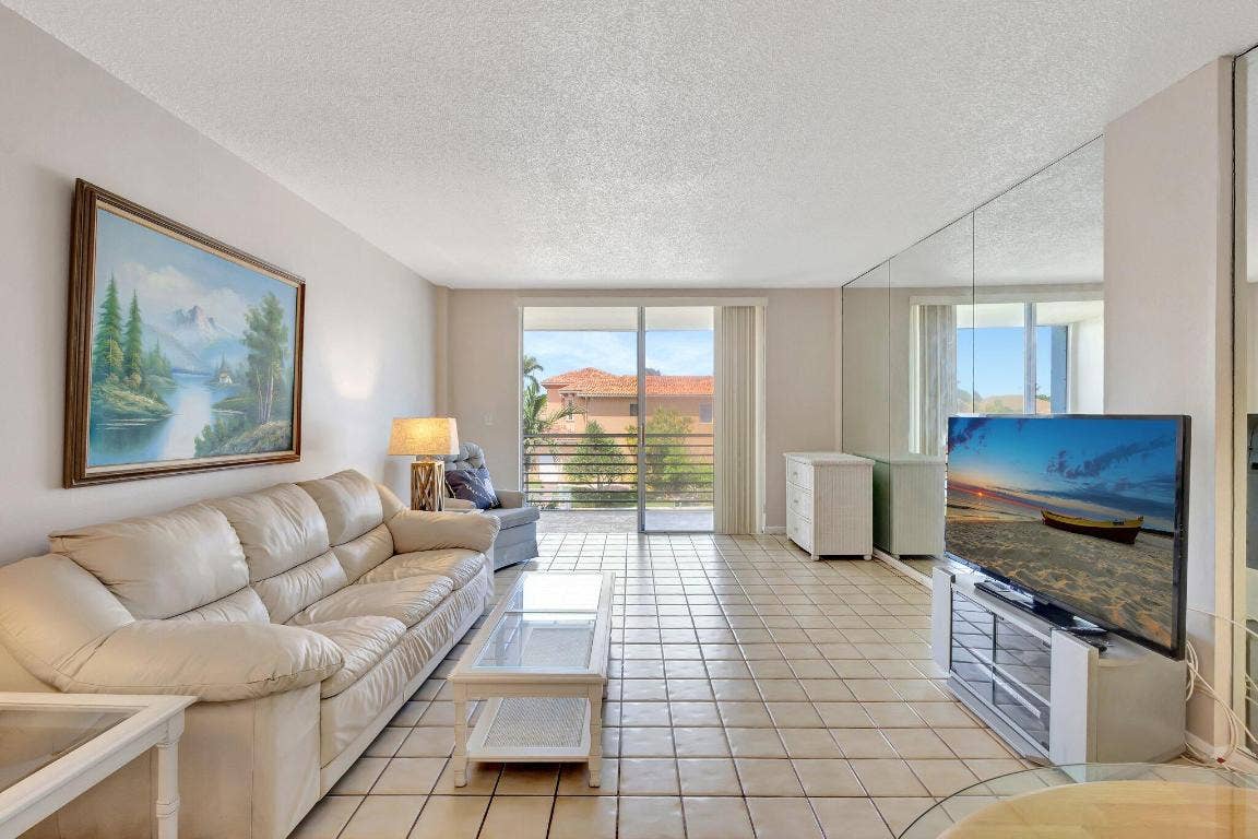 105 Paradise Harbour Boulevard, #307, North Palm Beach, FL 33408 105 Paradise Harbour Boulevard, #307, North Palm Beach, FL 33408