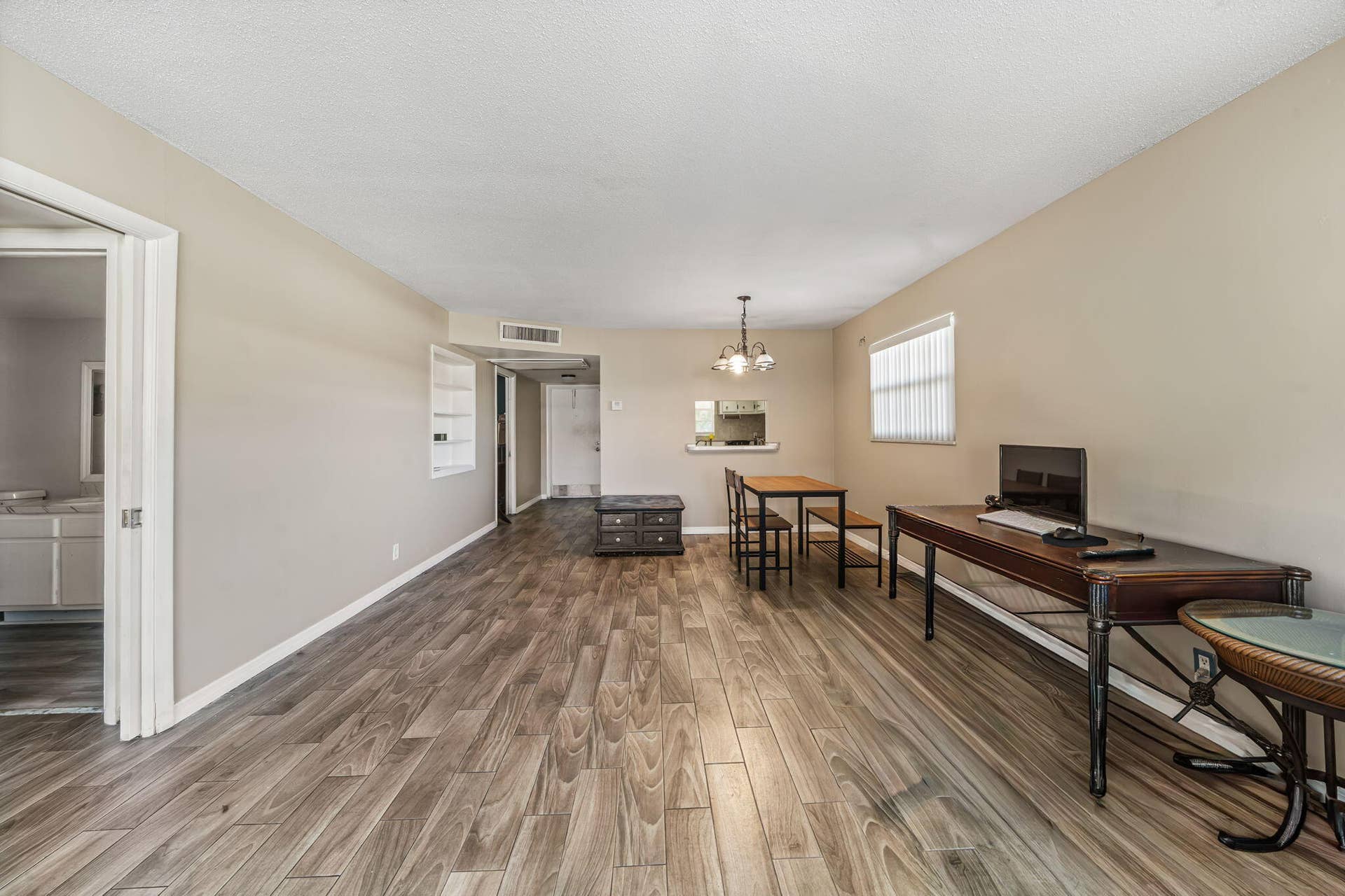 419 S Us Highway 1, #E201, North Palm Beach, FL 33408 Living Room 3