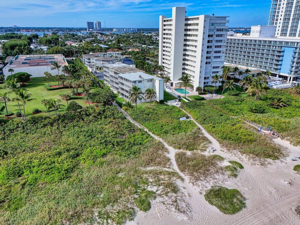 3600 N Ocean Drive, #223, Singer Island, FL 33404