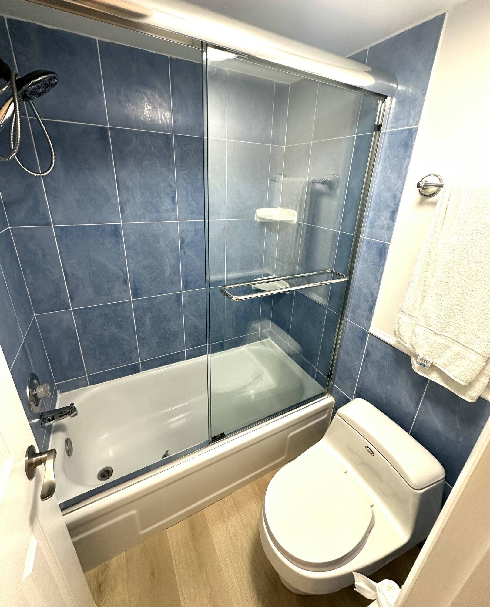 3540 S Ocean Boulevard, #409, South Palm Beach, FL 33480 IMG_3476