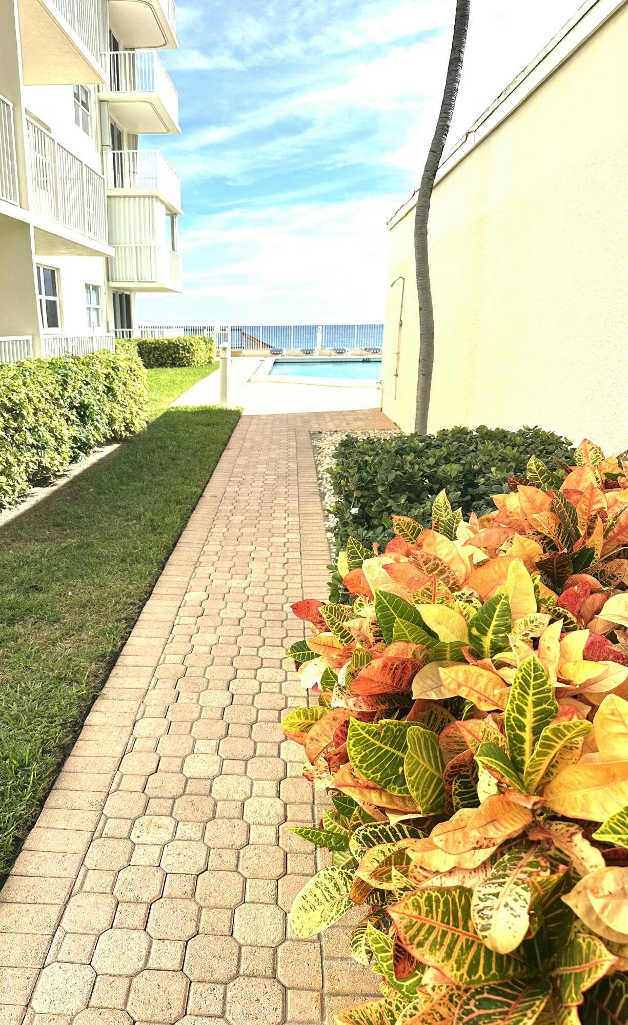 3540 S Ocean Boulevard, #409, South Palm Beach, FL 33480 IMG_3500