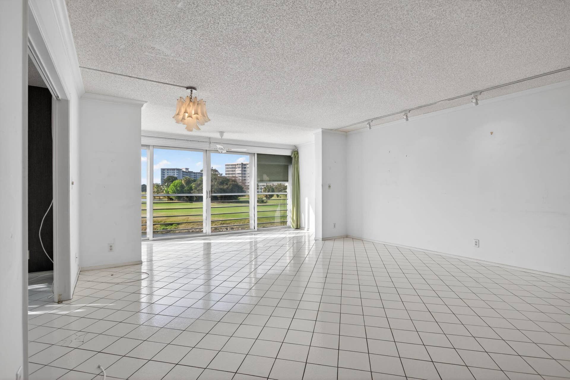 10-web-or-mls-555 -9256