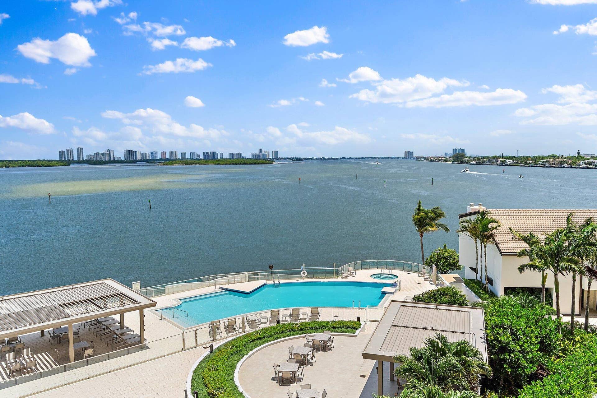 100 Lakeshore Drive, #457, North Palm Beach, FL 33408 100 Lakeshore #457