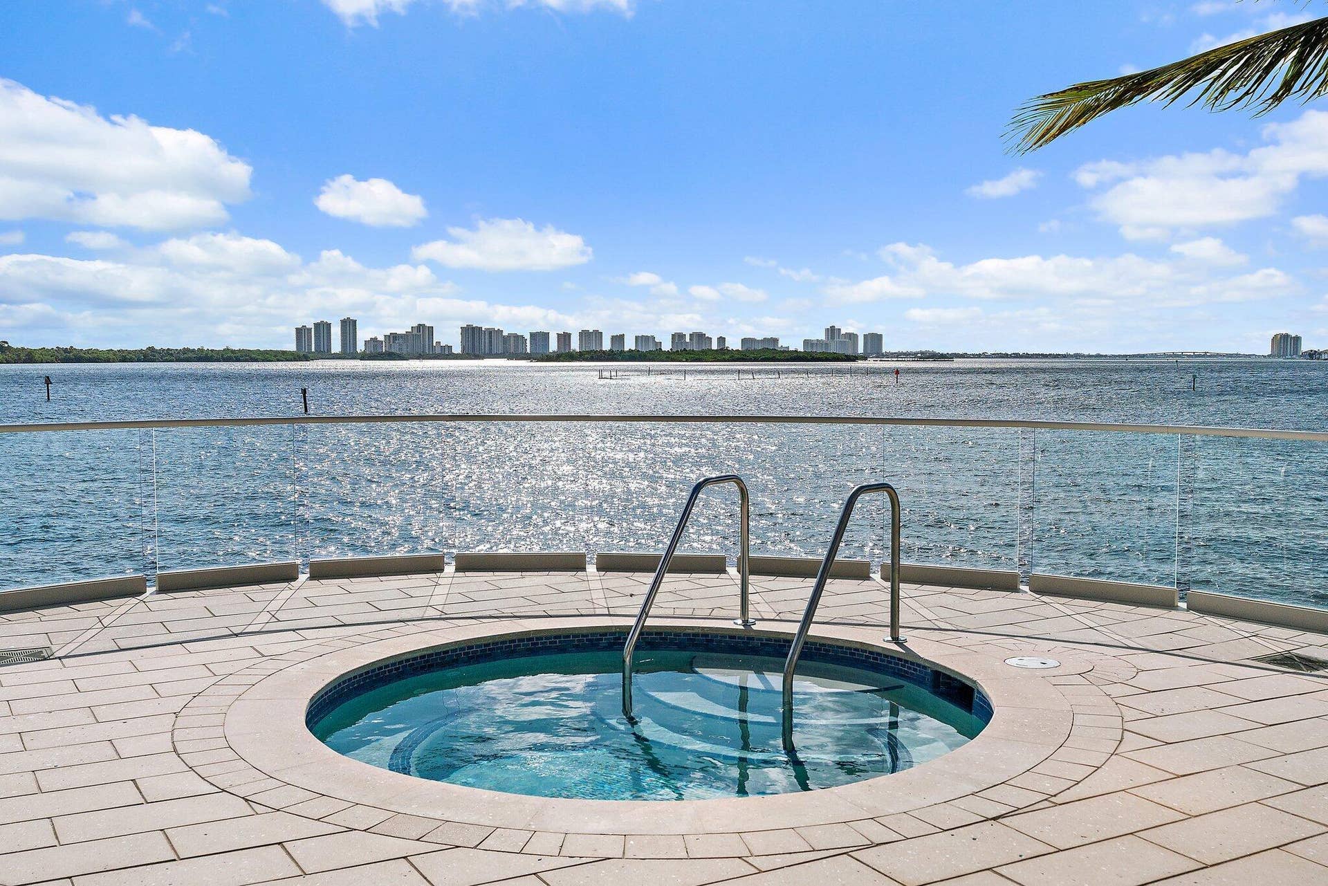 100 Lakeshore Drive, #457, North Palm Beach, FL 33408 Spa