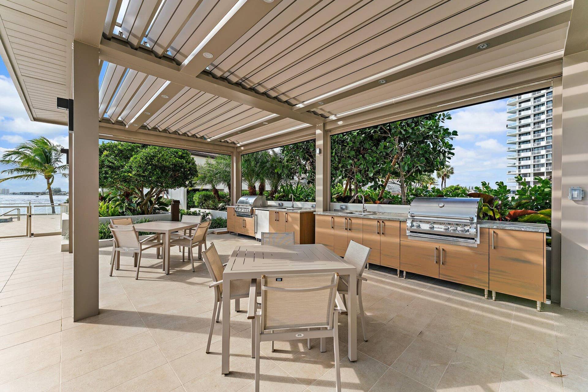 100 Lakeshore Drive, #457, North Palm Beach, FL 33408 100 Lakeshore Drive #457