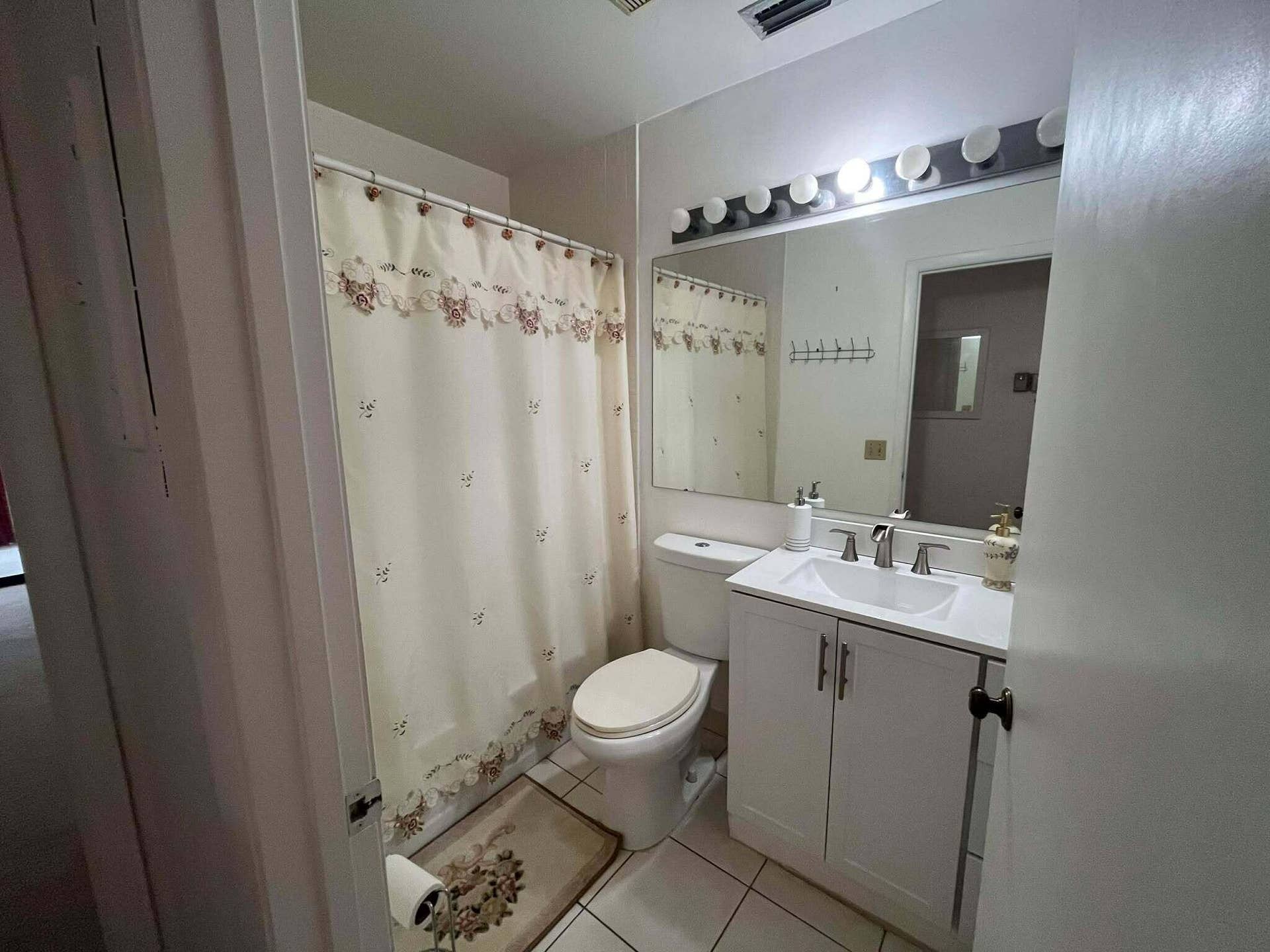 4863 Sable Pine Circle, #D, West Palm Beach, West Palm Beach, FL 33417 597395970_1426032662460319_1853121168840