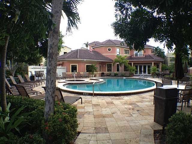 49 Uno Lago Drive, Juno Beach, Juno Beach, FL 33408