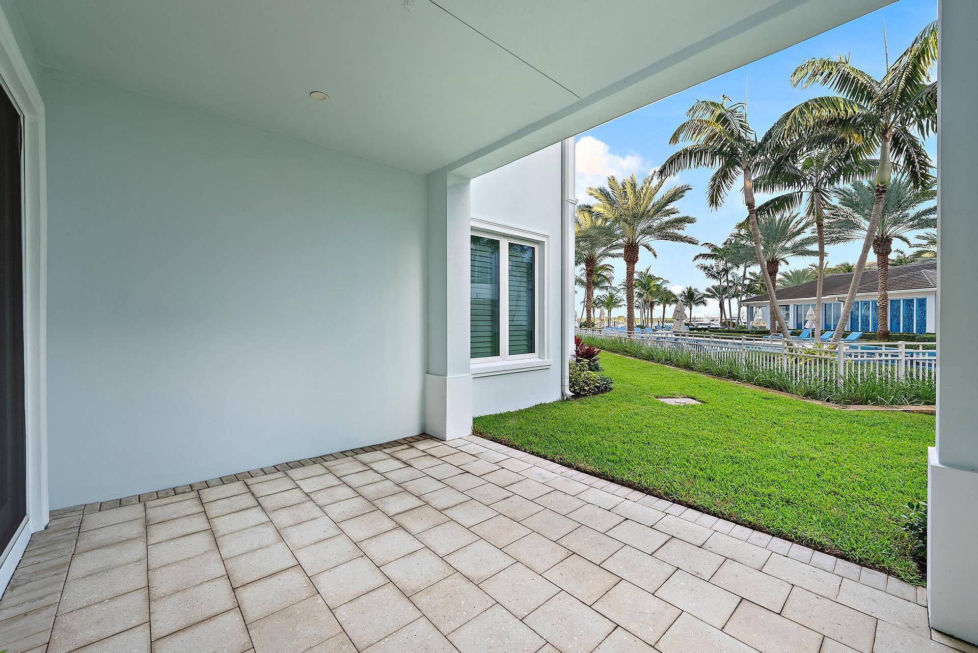 112 Water Club Court N, North Palm Beach, FL 33408 112 Water Clb Wy-4