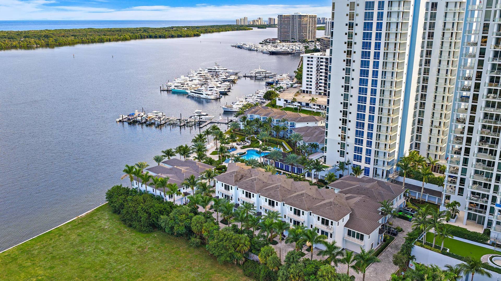 112 Water Club Court N, North Palm Beach, FL 33408 112 Water Clb Wy-41