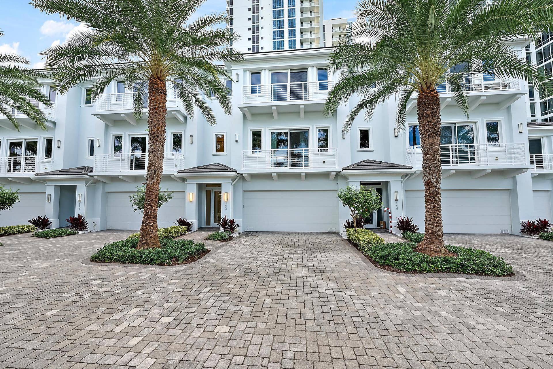 112 Water Club Court N, North Palm Beach, FL 33408 112 Water Clb Wy-1