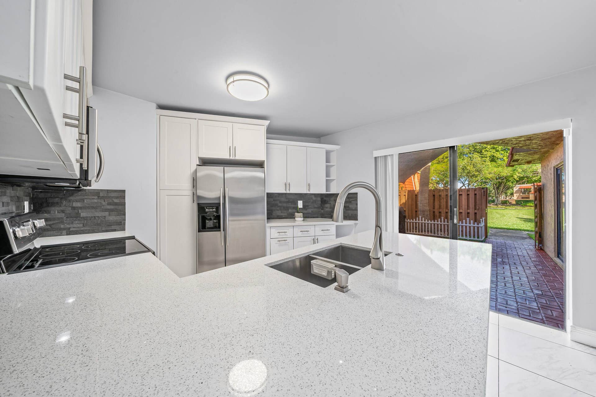 8194 Thames Boulevard, #B, Boca Raton, FL 33433 24 Kitchen
