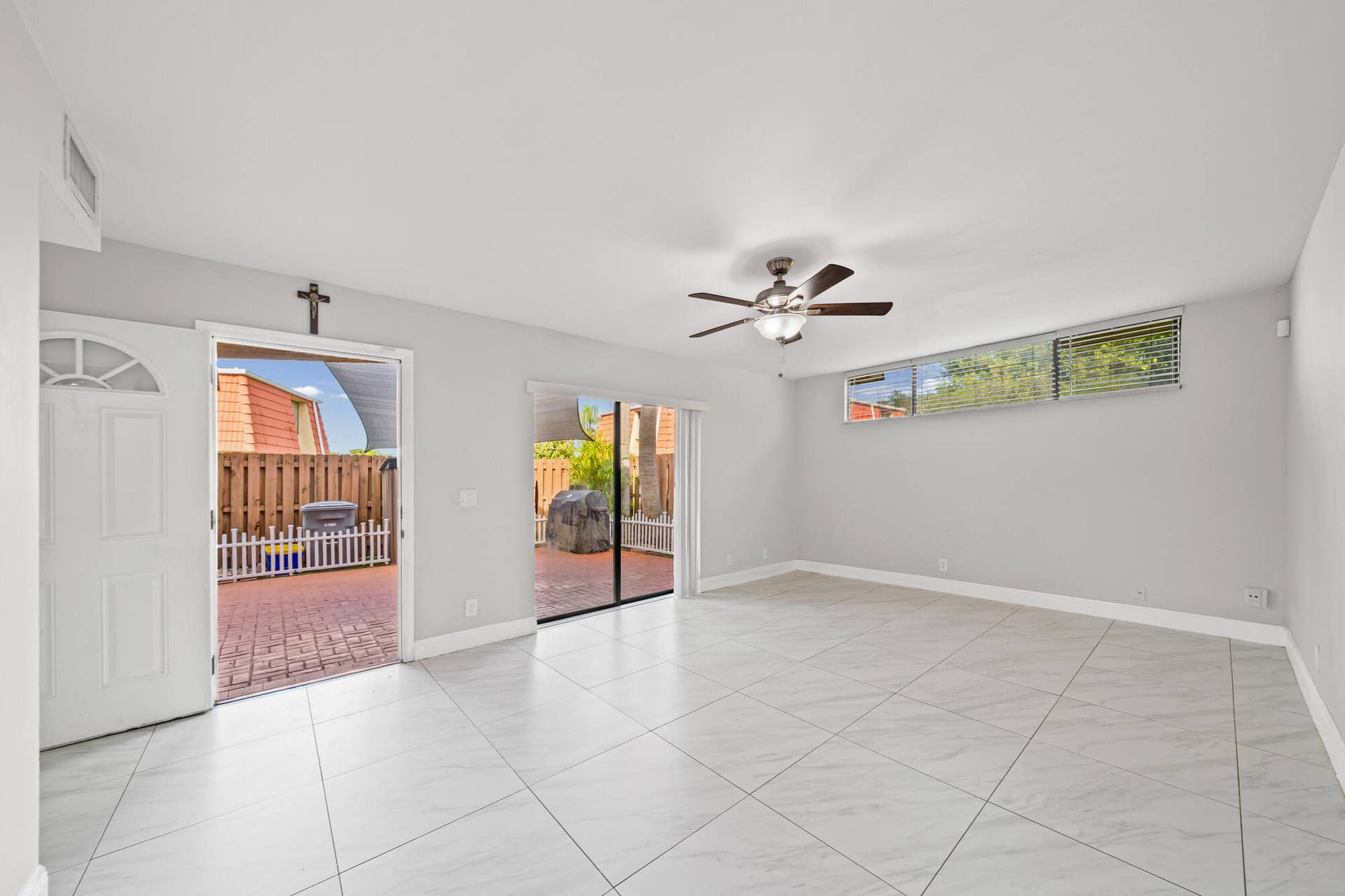 8194 Thames Boulevard, #B, Boca Raton, FL 33433 5 Living Area (2)