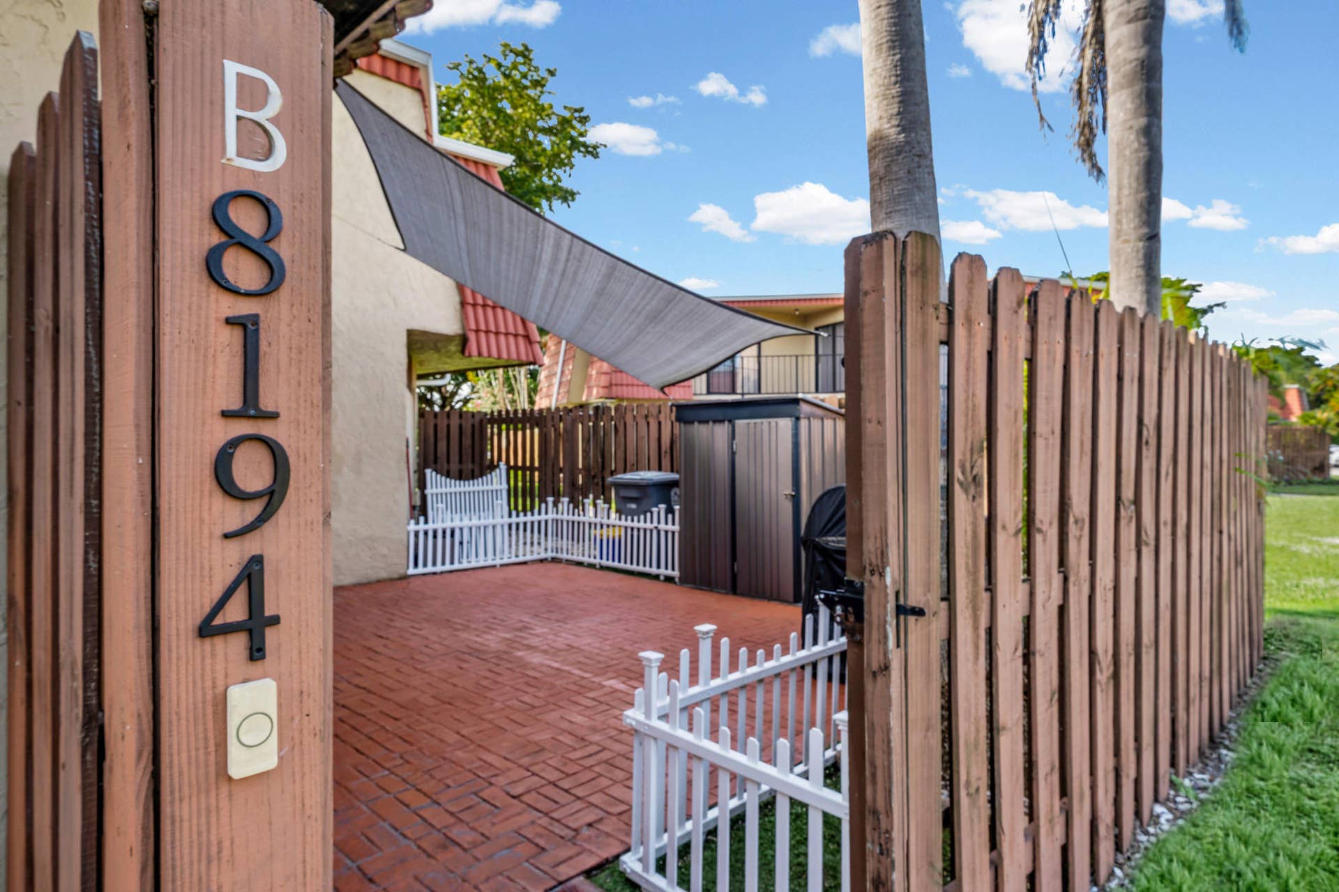 8194 Thames Boulevard, #B, Boca Raton, FL 33433 2 Exteriors (2)A