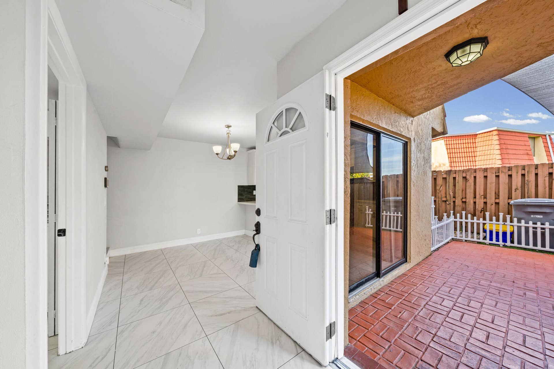 8194 Thames Boulevard, #B, Boca Raton, FL 33433 6 Entrance