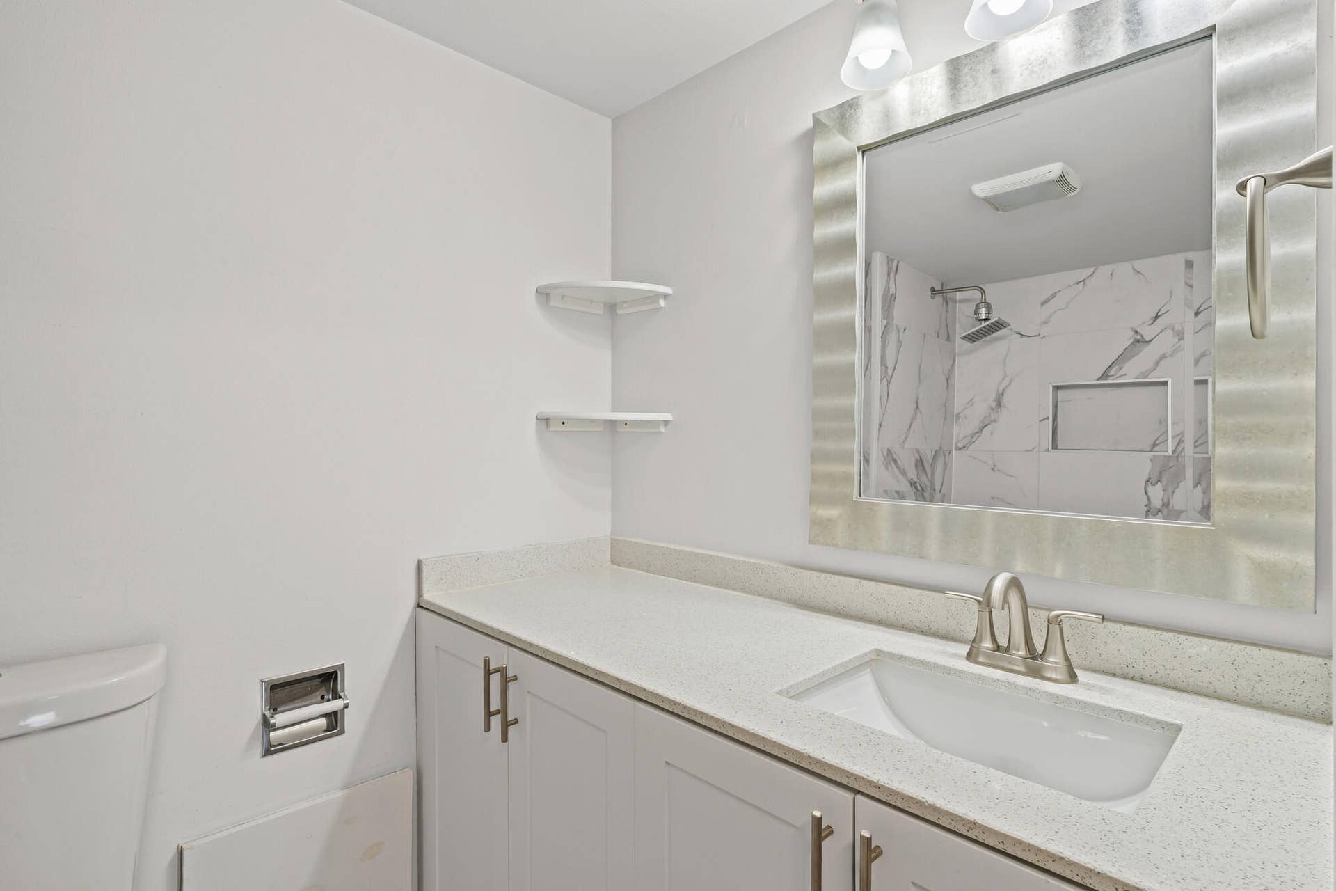 8194 Thames Boulevard, #B, Boca Raton, FL 33433 15 Bathroom B (2)