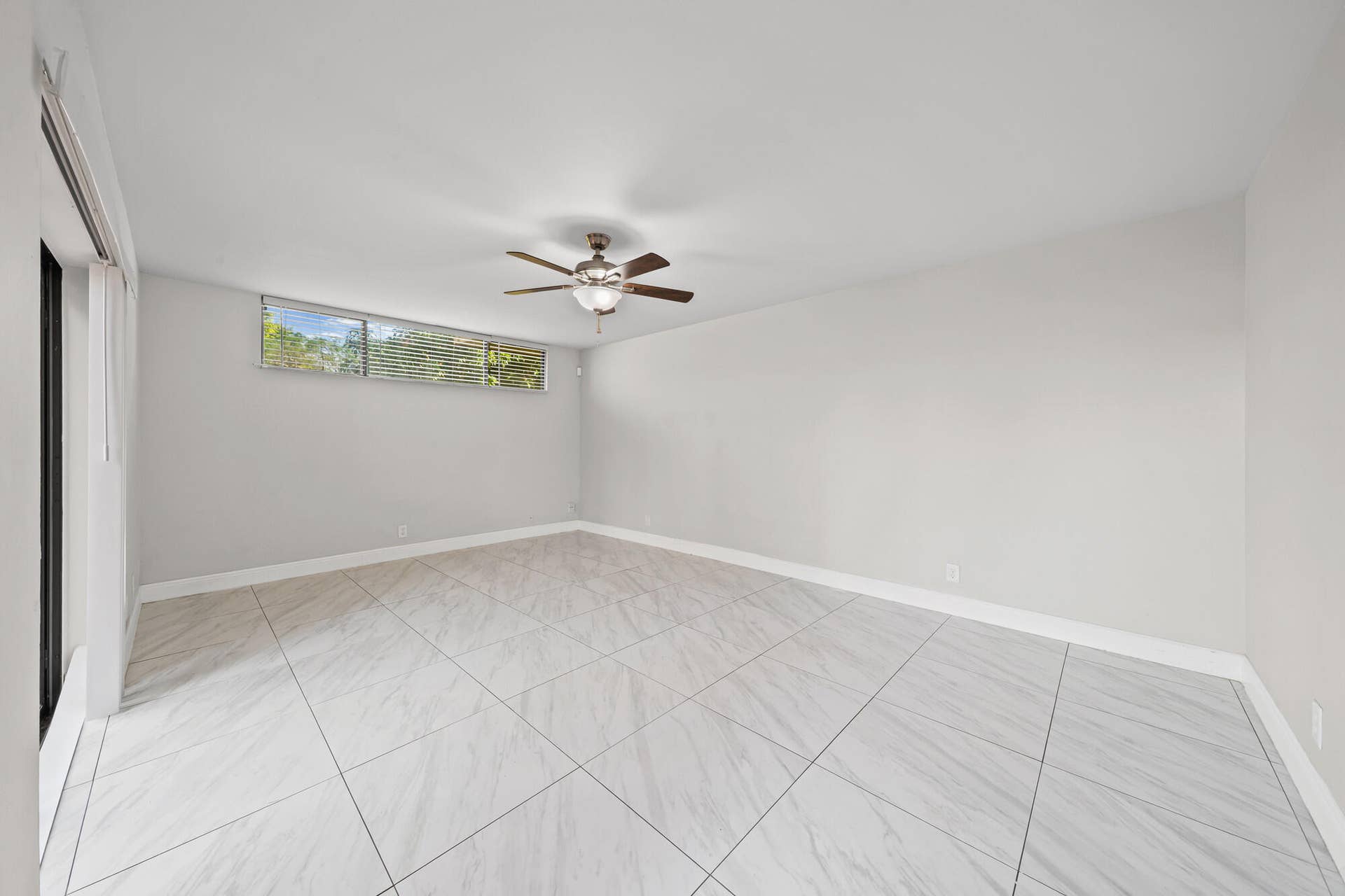 8194 Thames Boulevard, #B, Boca Raton, FL 33433 4 Entrance