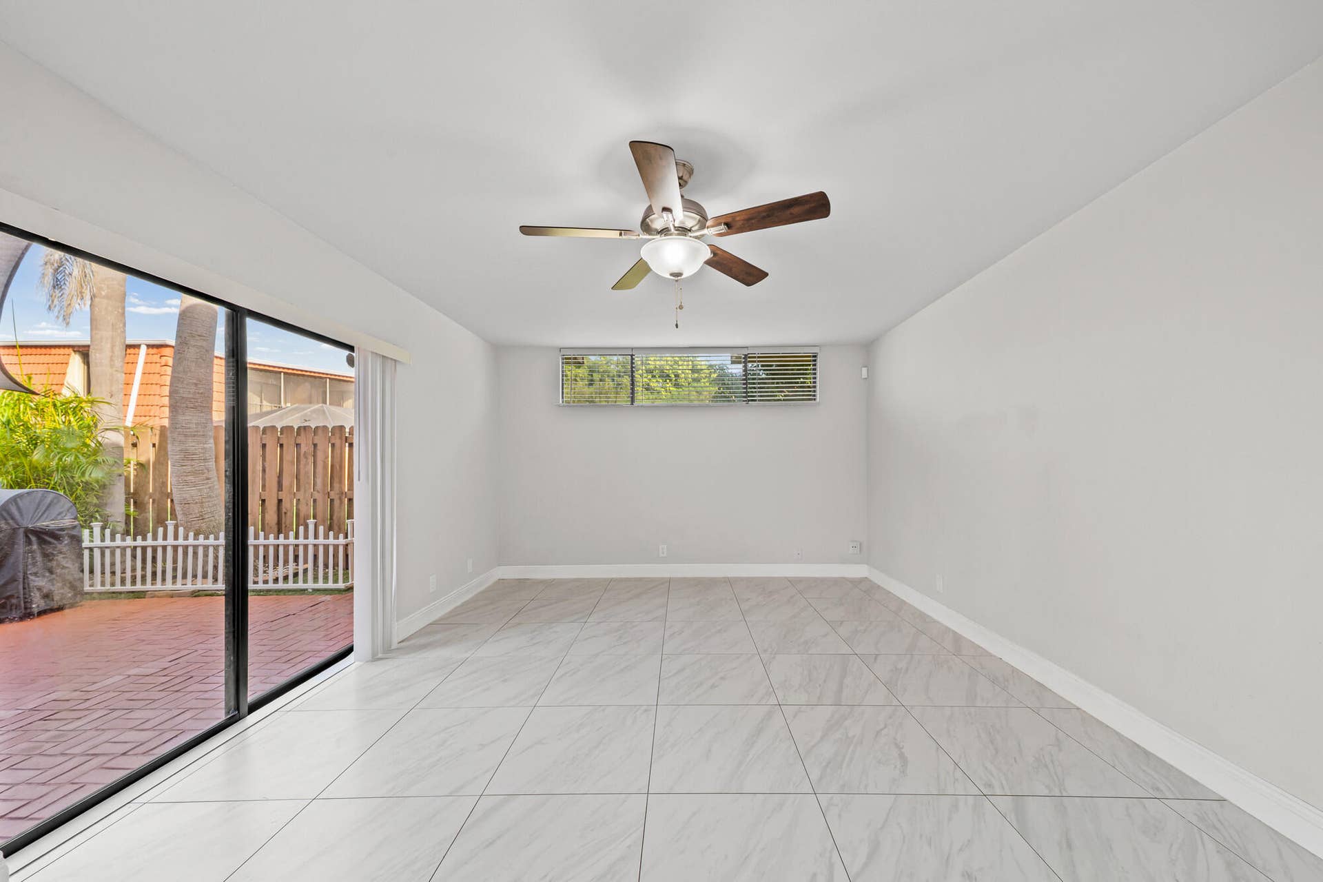 8194 Thames Boulevard, #B, Boca Raton, FL 33433 5 Living Area (1)