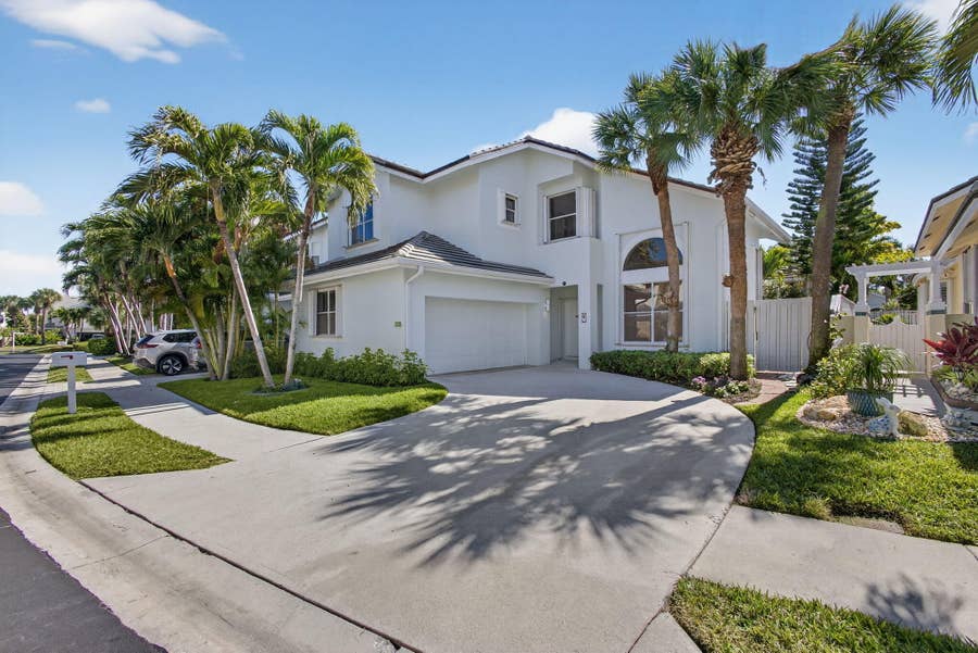 Property photo for 3057 Genoa Lane, Jupiter, FL