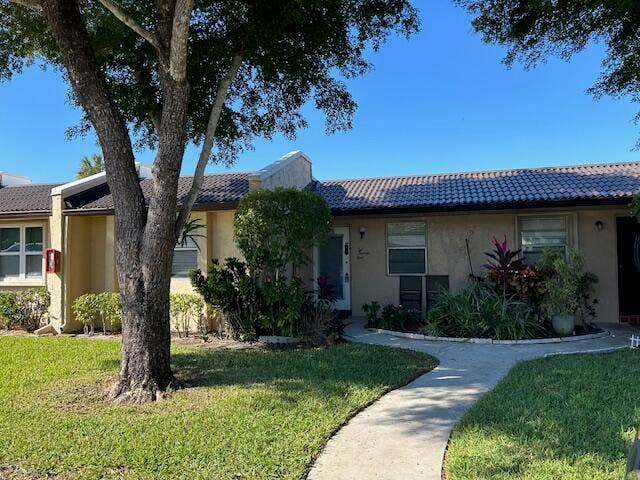 Property photo for 221 Lake Meryl Drive, West Palm Beach, FL