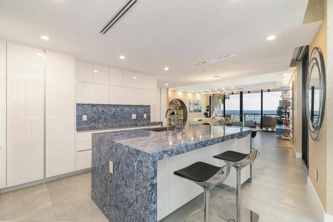 106 Inlet Way, #202, Palm Beach Shores, FL 33404