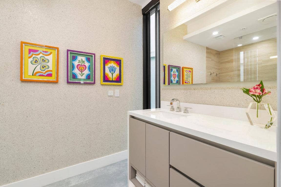 106 Inlet Way, #202, Palm Beach Shores, FL 33404